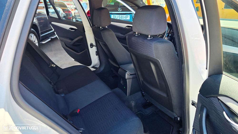 BMW X1 18 d sDrive - 21
