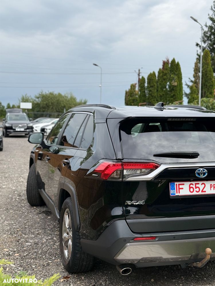 Toyota RAV4 - 22