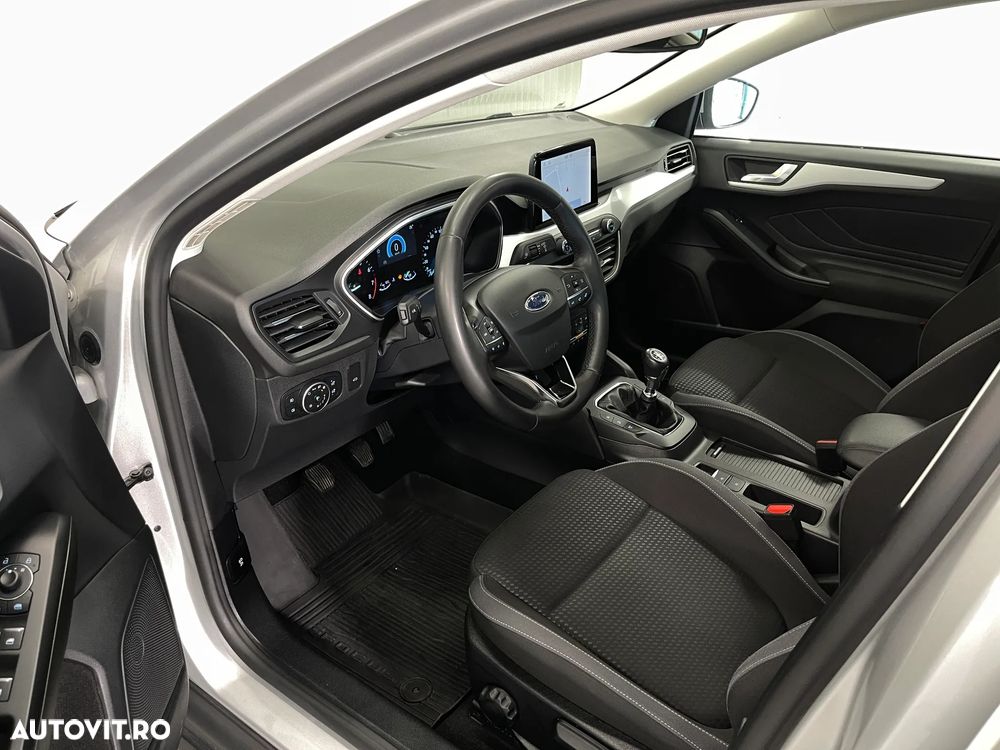 Ford Focus 1.0 EcoBoost Trend Edition - 6