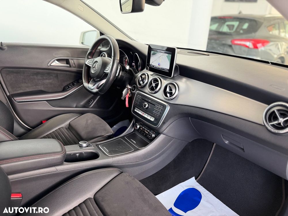 Mercedes-Benz CLA 200 - 16