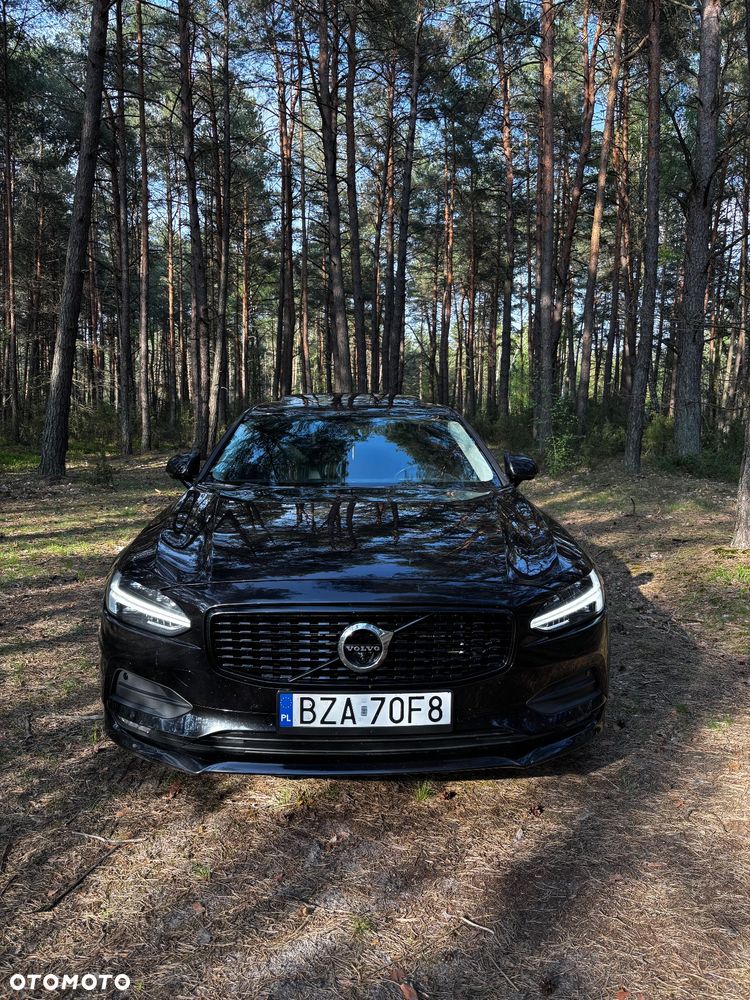 Volvo S90 - 2