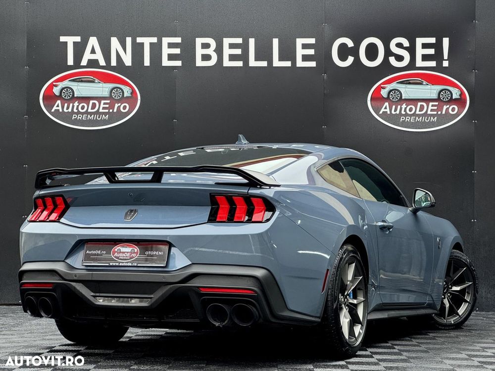 Ford Mustang - 3