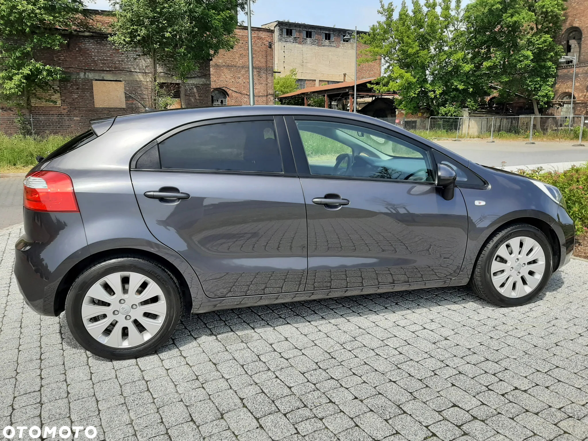 Kia Rio 1.2 Dream Team Edition - 5