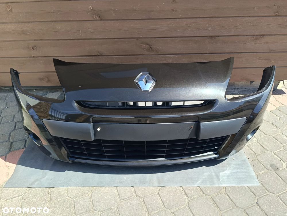 Zderzak Renault Clio III LIFT NV676 rozmiar 185