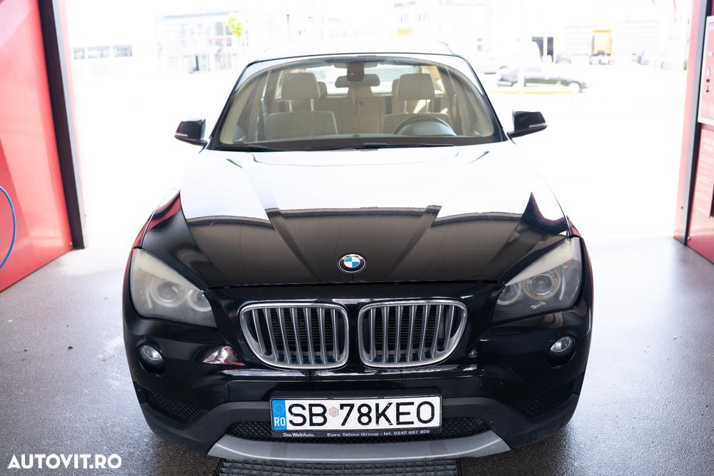 BMW X1 sDrive18d - 12