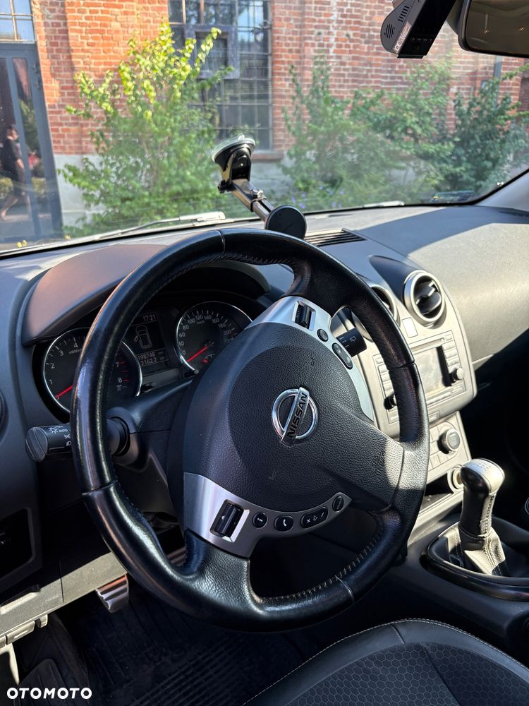 Nissan Qashqai 1.6 360 - 20