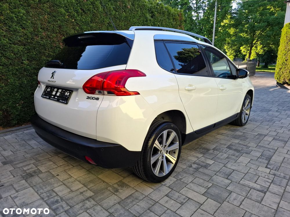 Peugeot 2008 PureTech 110 Stop&Start Urban Move - 6