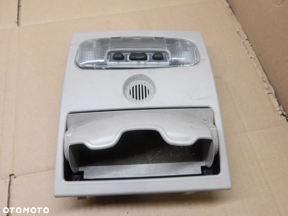 FORD S-MAX 06-10 1.8TDCI LAMPKA PODSUFITKI SCHOWEK 3M51-R045B54-BFW - 3