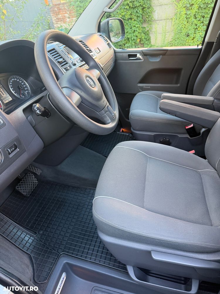 Volkswagen Multivan - 6