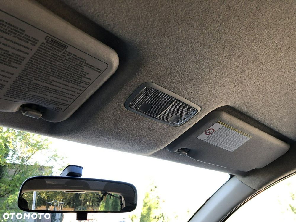 Daihatsu Sirion - 26