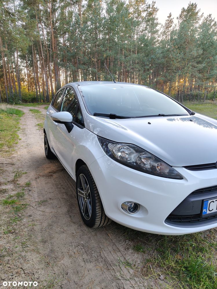 Ford Fiesta - 11
