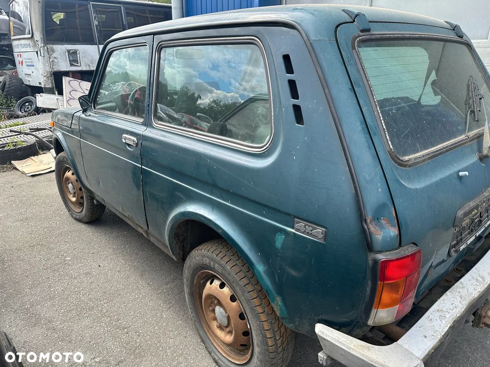 Lada Niva na części - 6