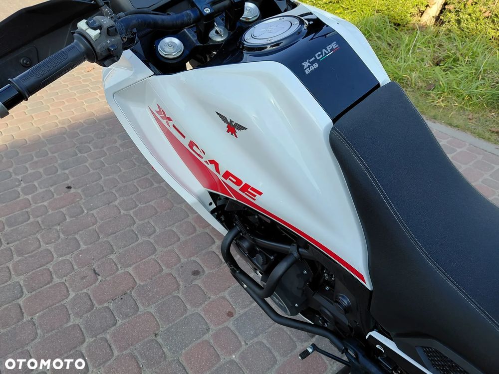 Moto Morini X-Cape 700 - 23