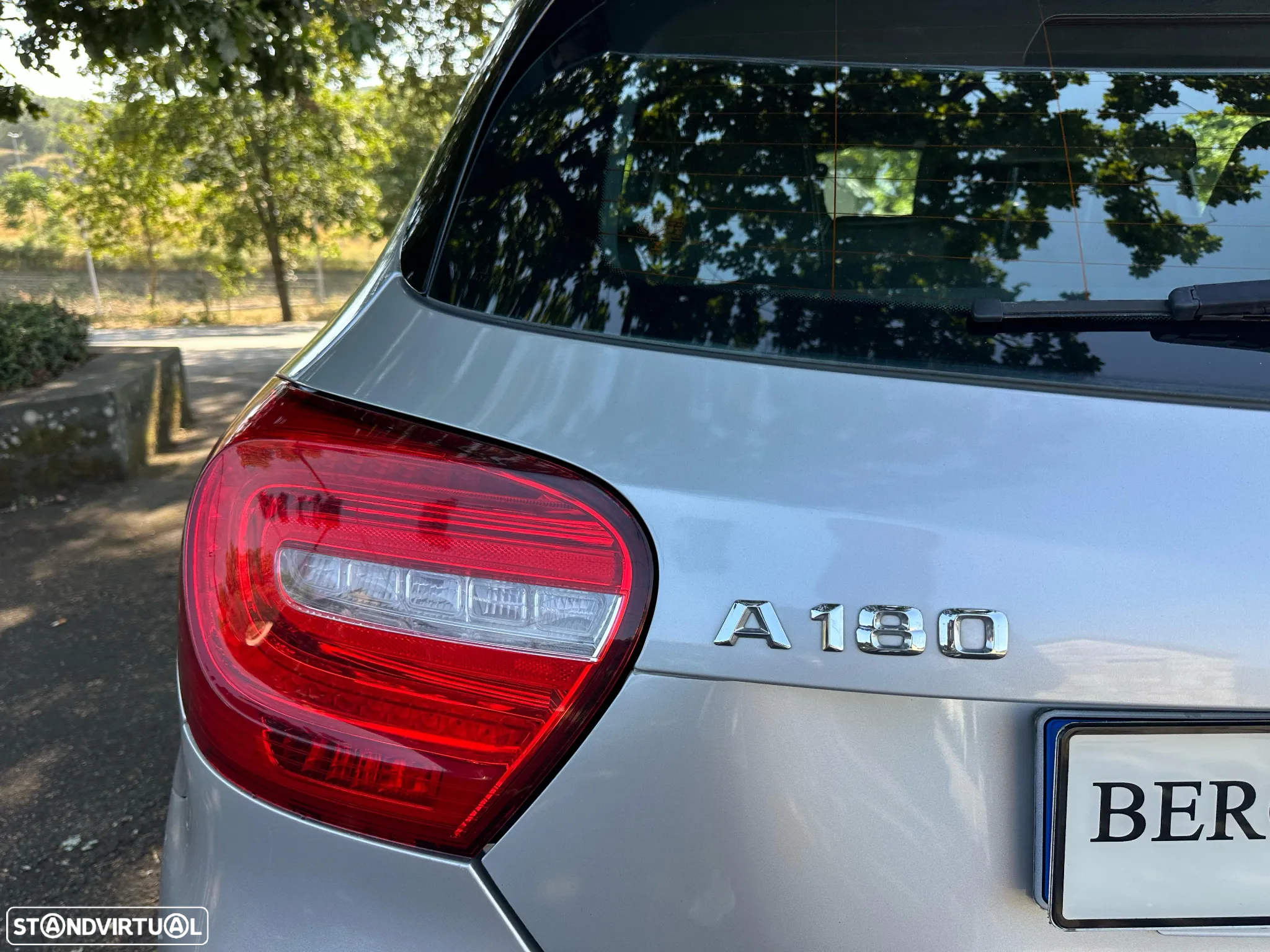 Mercedes-Benz A 180 d 7G-DCT Urban - 16
