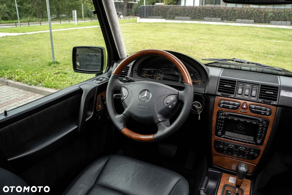 Mercedes-Benz Klasa G 500 Automatik Grand Edition - 24