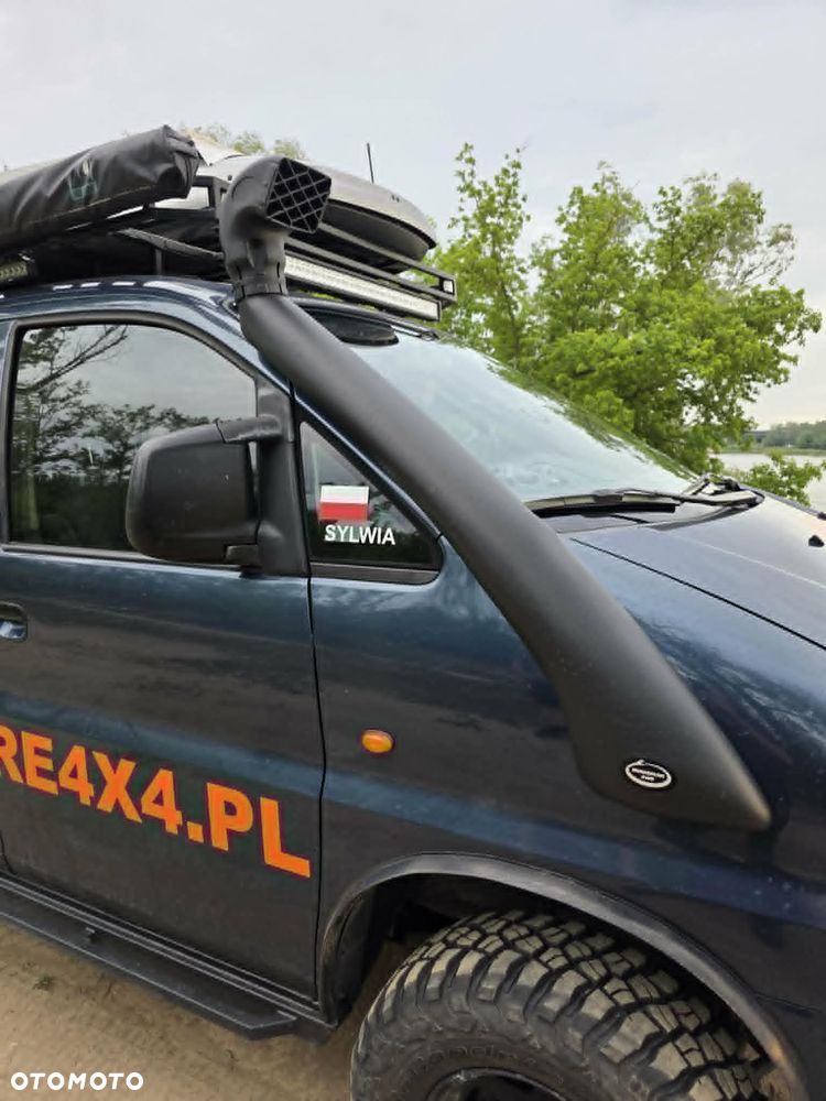 Hyundai H-1 Starex - 9
