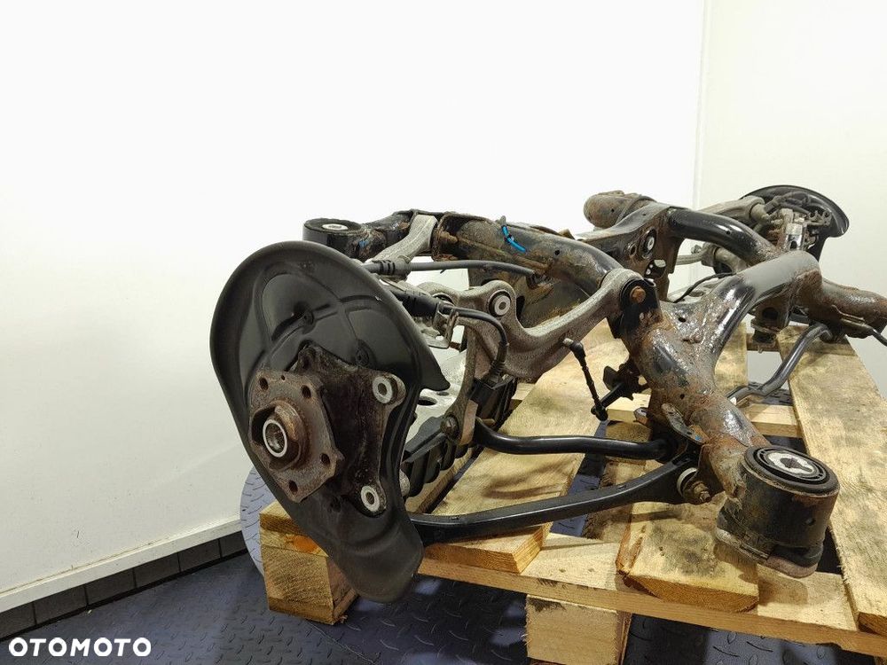 AUDI Q7 II 4M SANKI WÓZEK BELKA ZAWIESZENIA TYŁ TYLNA 4M0500025 - 2