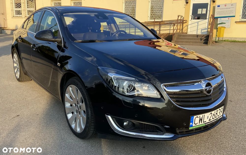 Opel Insignia 1.6 SIDI Turbo ecoFLEX Start/Stop Edition - 2