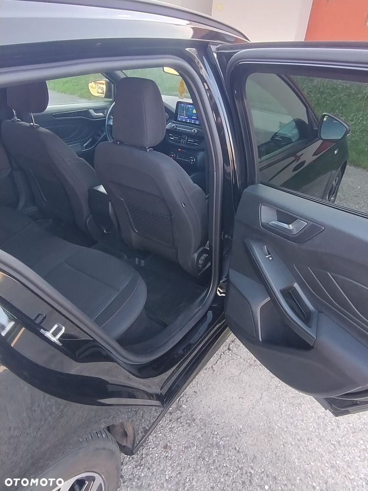 Ford Focus - 17