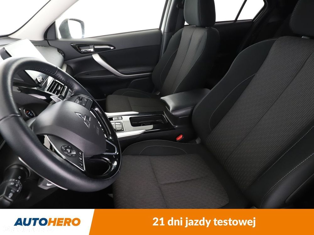 Mitsubishi Eclipse Cross - 10