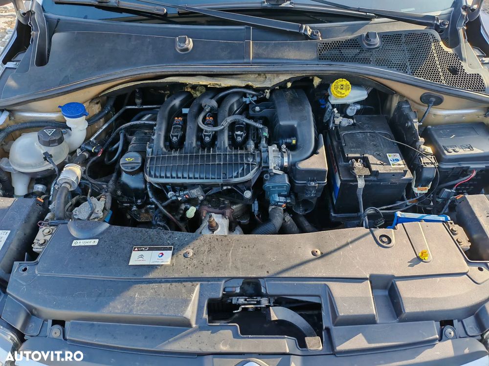 Citroën C-Elysée 1.2 PureTech BVM Live - 8