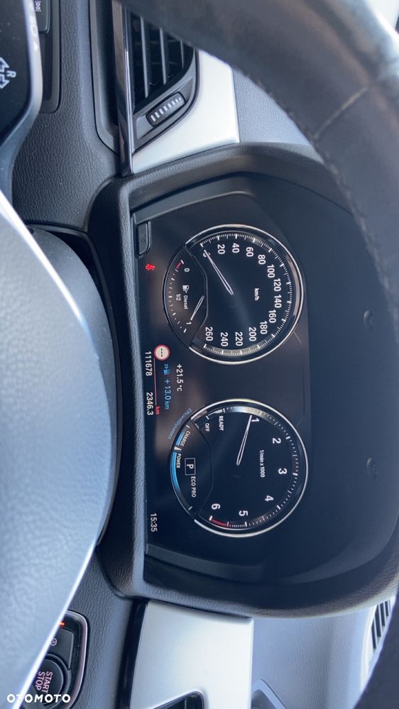 BMW X1 xDrive20d - 10