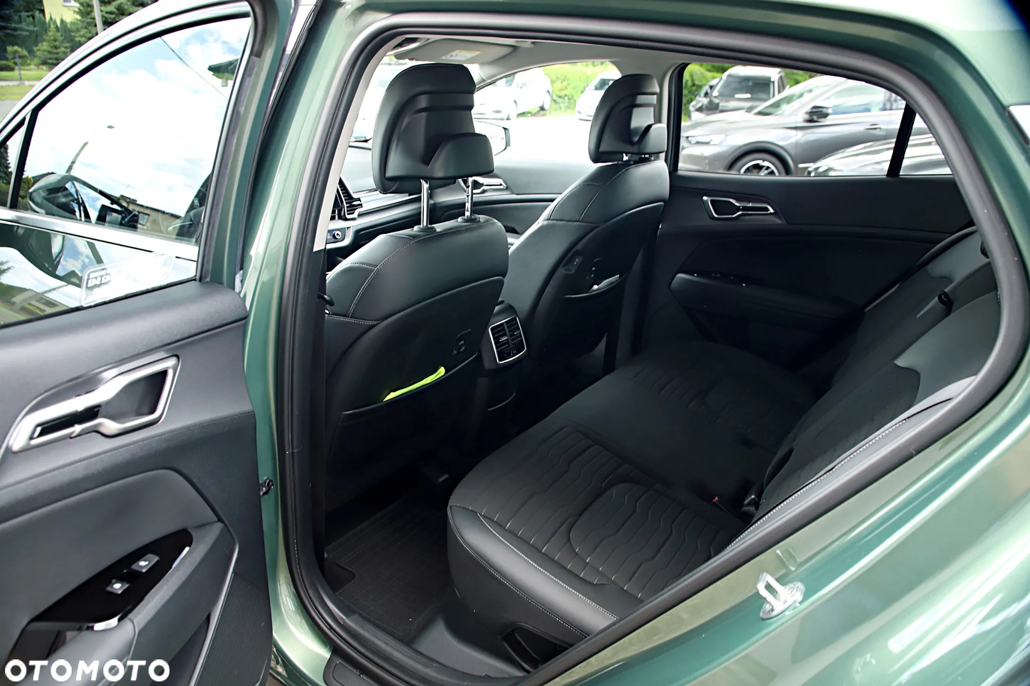 Kia Sportage 1.6 T-GDI MHEV Business Line 2WD DCT - 19