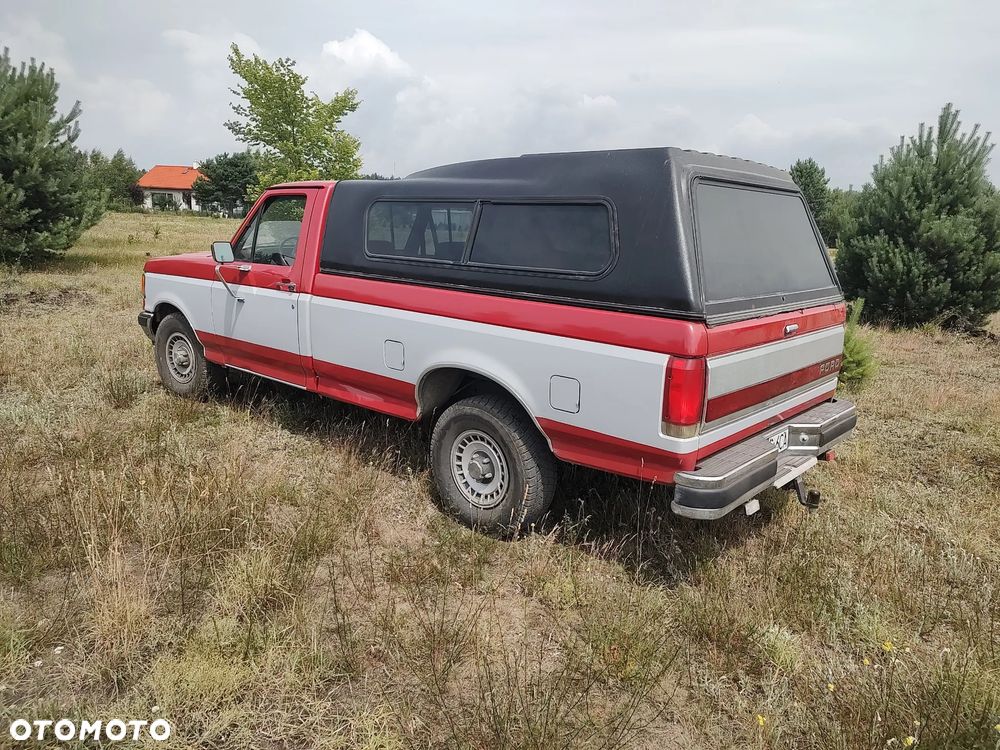 Ford F150 - 4