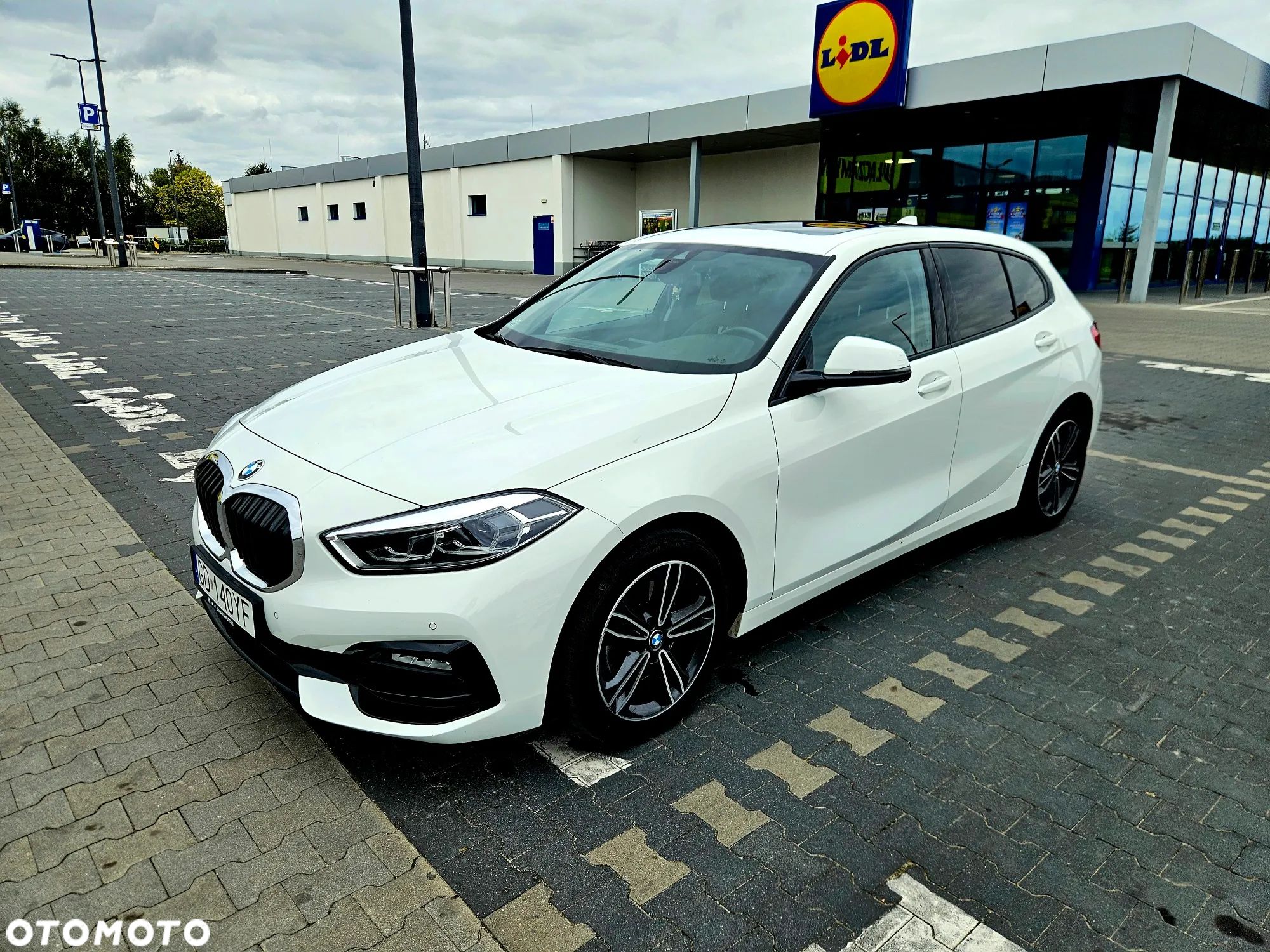BMW Seria 1 118i Sport Line - 1