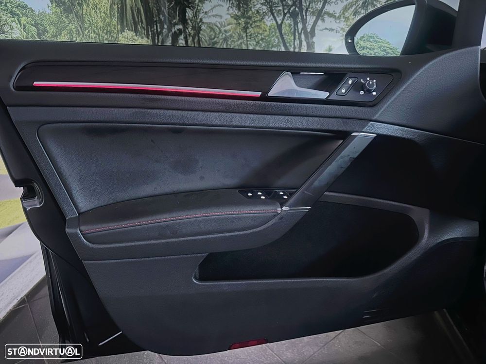 VW Golf 2.0 TSi GTi DSG Performance - 50