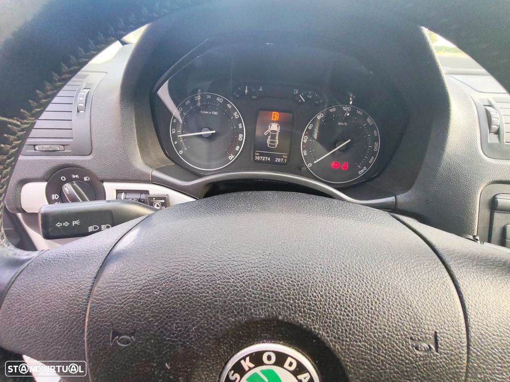 Skoda Octavia Break - 23