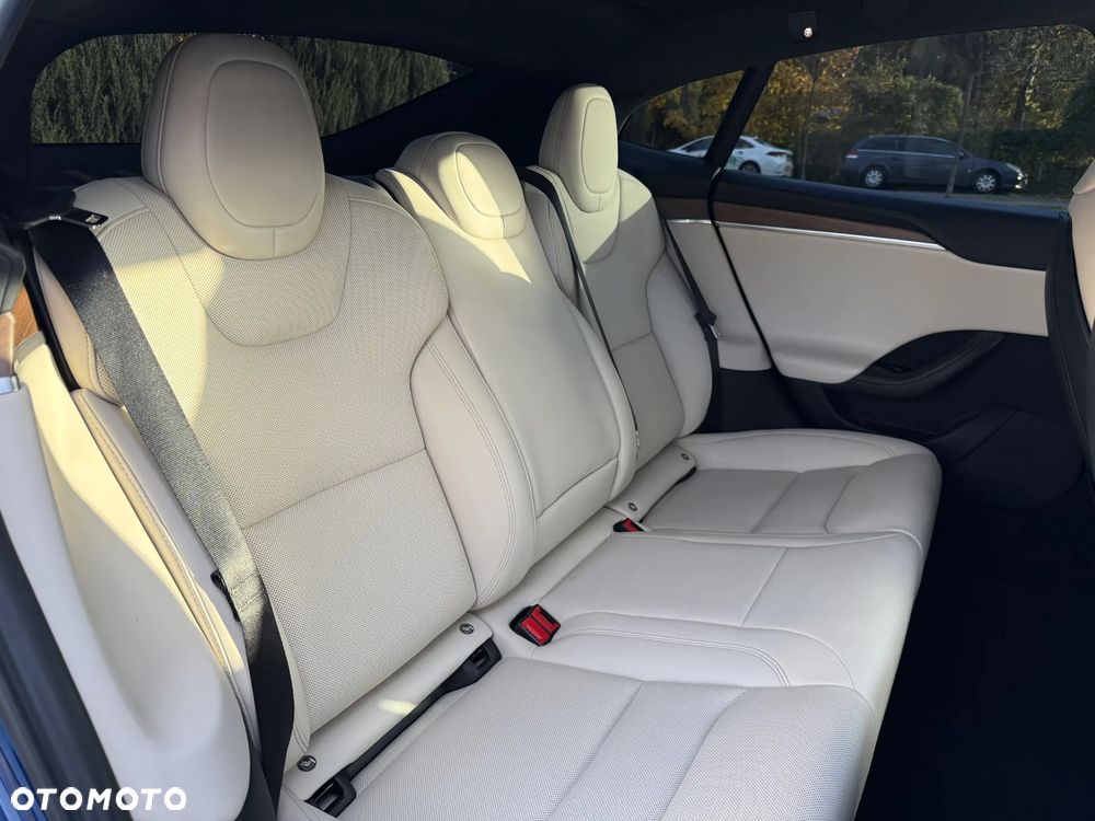 Tesla Model S Long Range AWD - 30