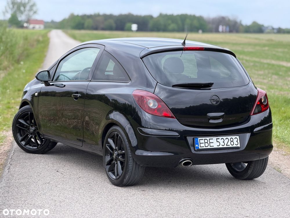 Opel Corsa 1.4 16V Color Edition - 4