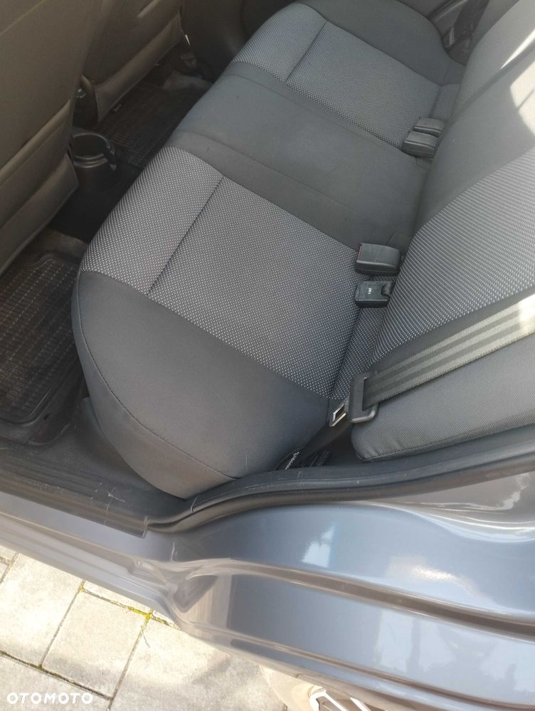 Chevrolet Aveo - 8