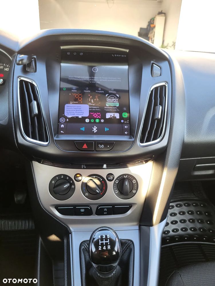 Ford Focus 1.0 EcoBoost Ambiente - 6