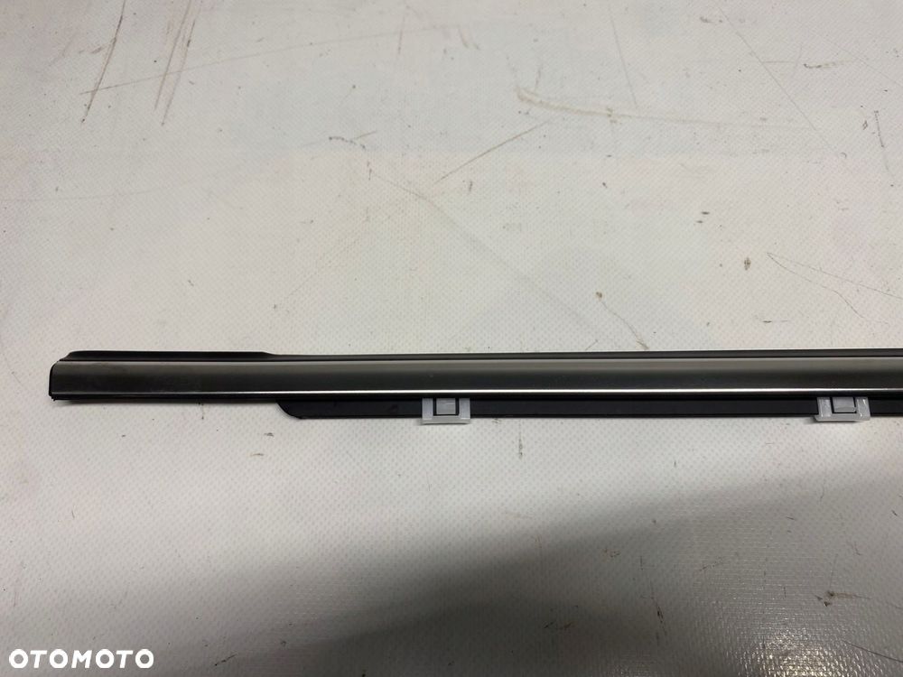 KIA XCEED X CEED LISTWA DRZWI PARAPET CHROM PRAWY PRZÓD PRZEDNIA 17-25 - 2