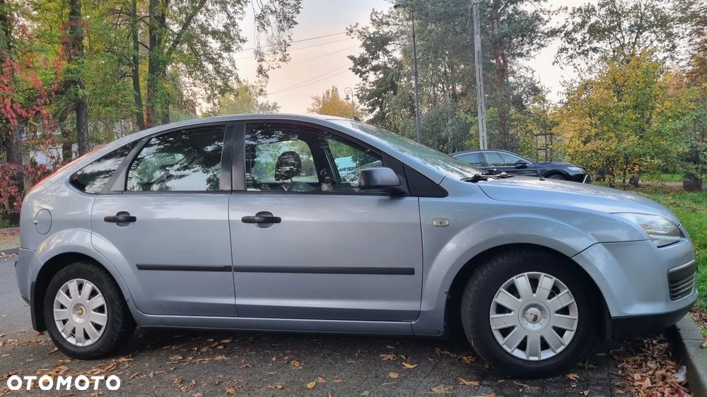 Ford Focus 2006 photo 2