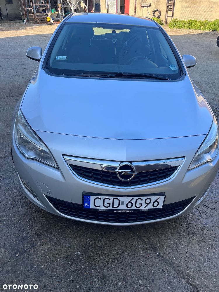Opel Astra 1.6 Design Edition - 2