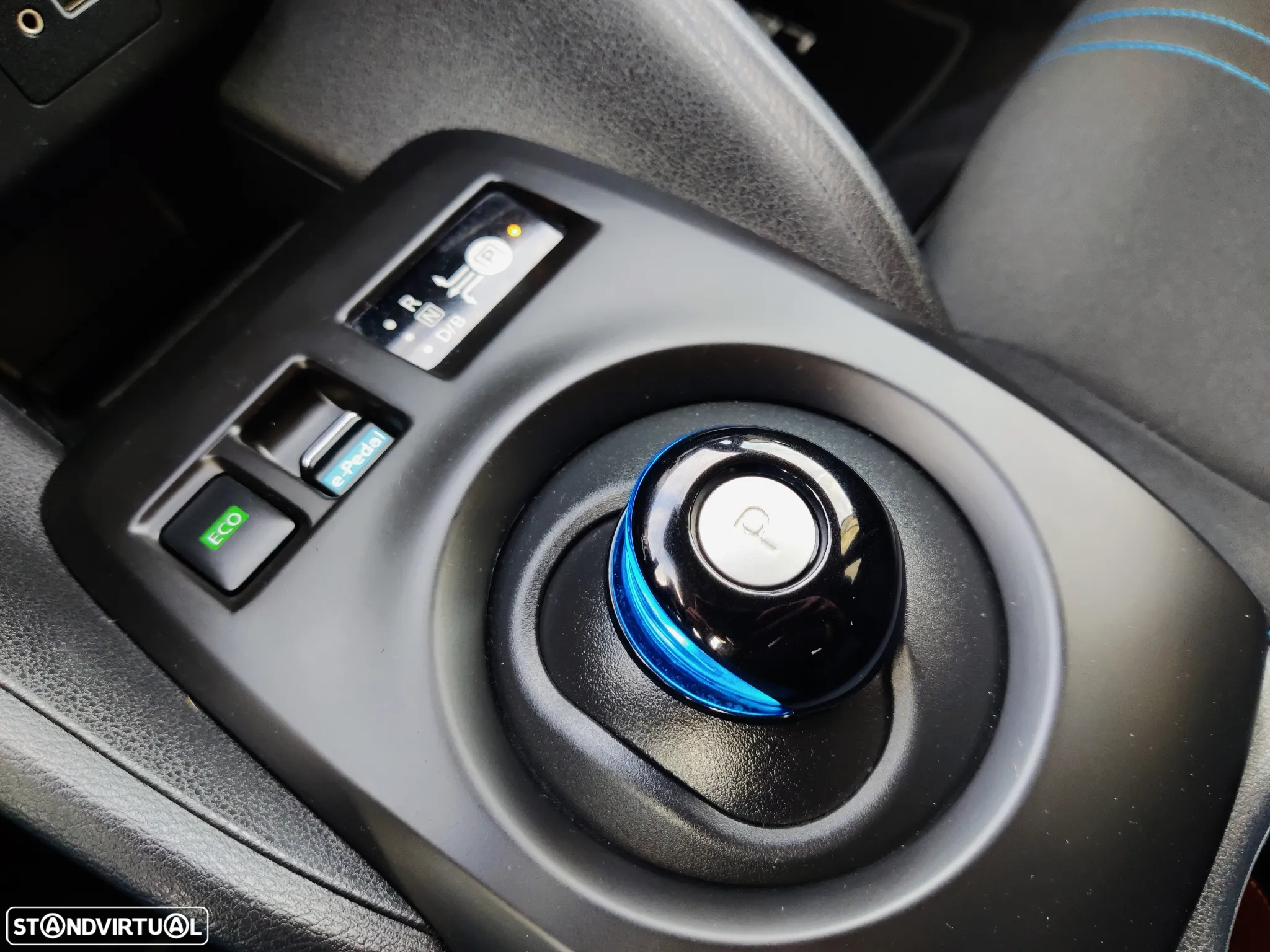 Nissan Leaf 40 kWh ACENTA - 23