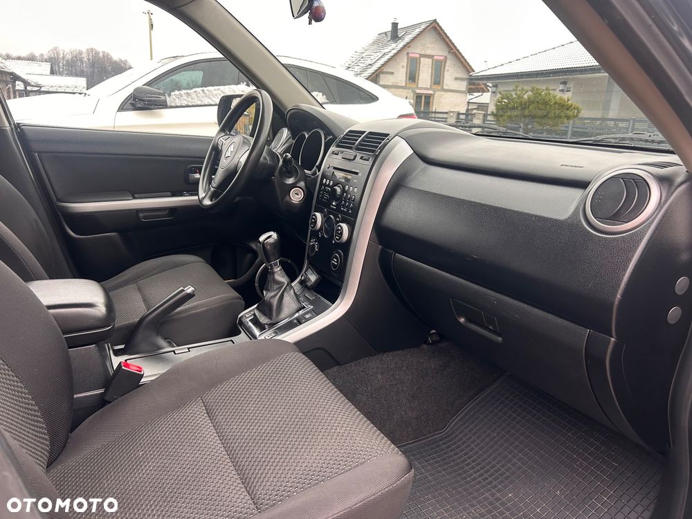 Suzuki Grand Vitara 1.9 DDiS - 7