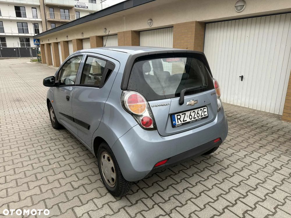 Chevrolet Spark 1.0 Base - 5