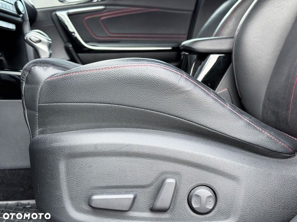 Kia ProCeed 1.6 T-GDI GT DCT - 31