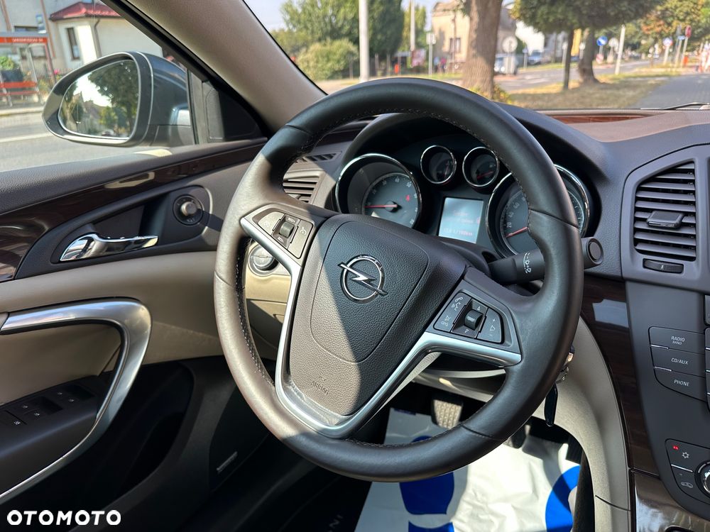 Opel Insignia 2.0 T Sport 4x4 - 25