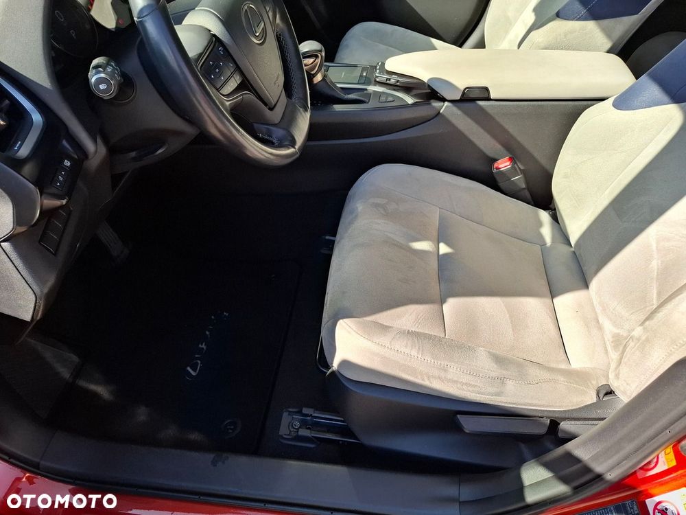 Lexus UX 200 Optimum 2WD - 14