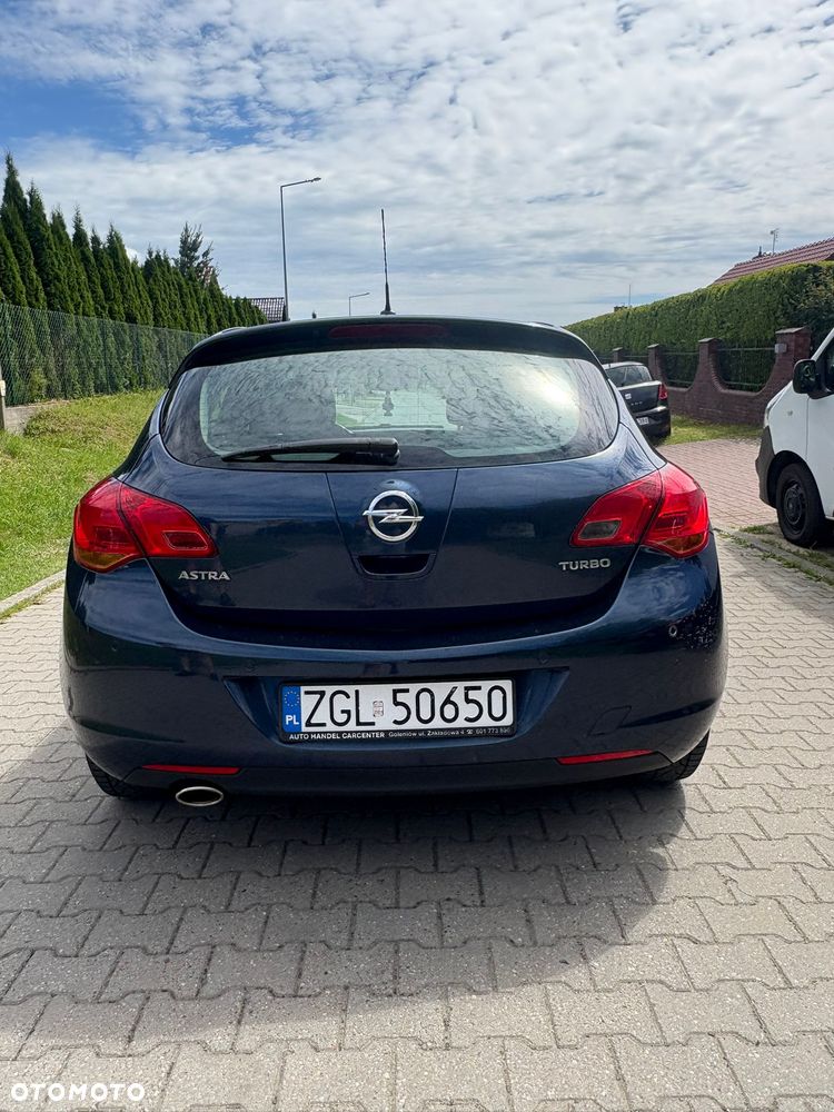 Opel Astra 1.4 T Enjoy - 12