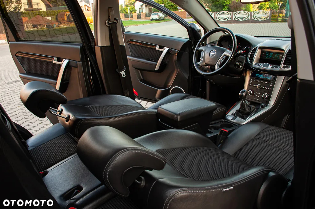 Chevrolet Captiva ver-2-4-2wd-7-sitzer-ls-family-edition - 5