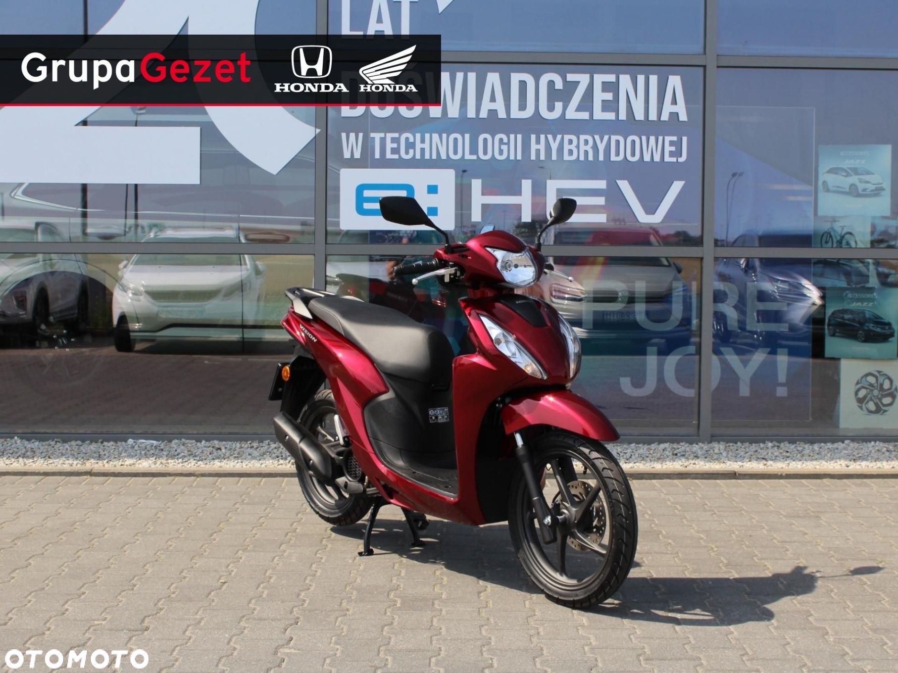 Honda Vision - 1