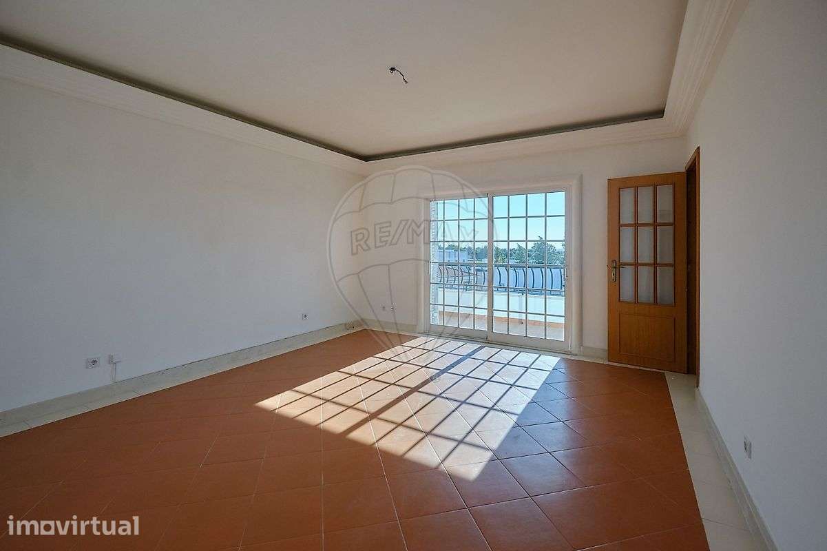 Apartamento T3 para arrendamento - Grande imagem: 2/15