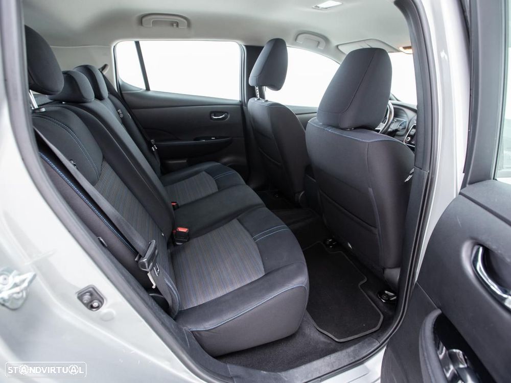 Nissan Leaf Acenta - 11