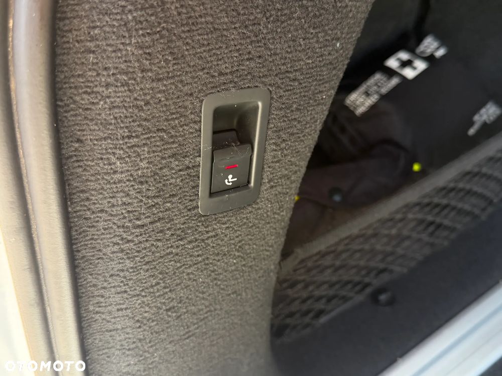 Audi A6 Avant 40 TDI mHEV Quattro Sport S tronic - 37